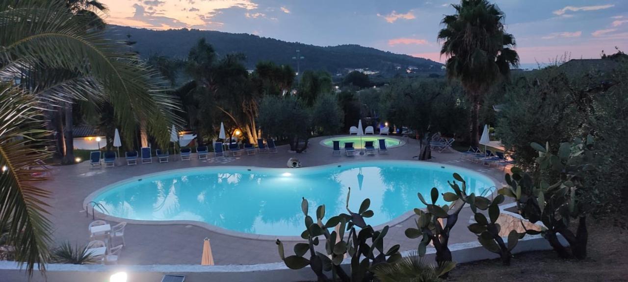 Residence Paradise Peschici Exterior foto
